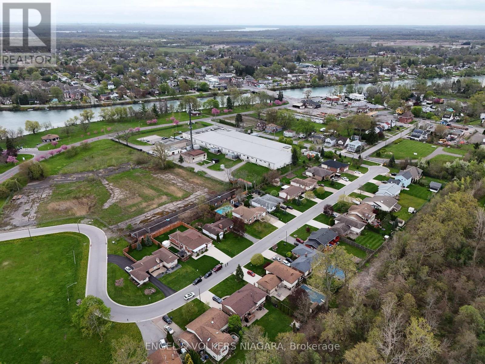 3560 Rapidsview Drive, Niagara Falls, Ontario  L2G 6C4 - Photo 10 - X13092218
