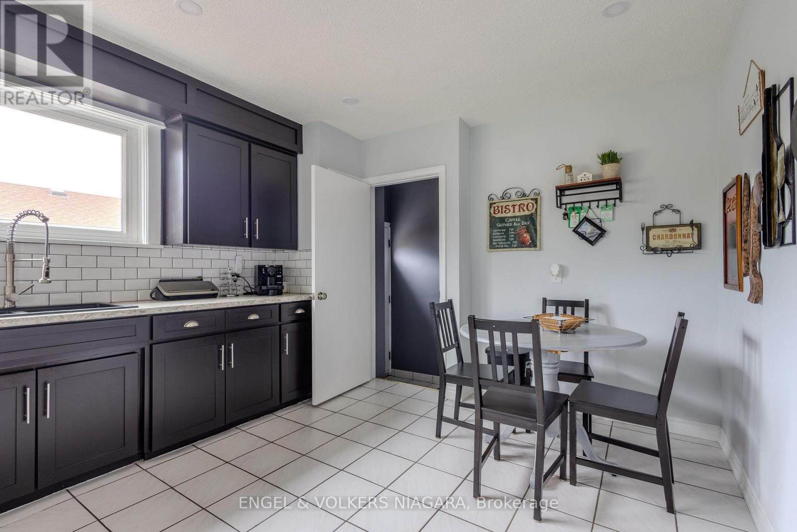 3560 Rapidsview Drive, Niagara Falls, Ontario  L2G 6C4 - Photo 19 - X13092218