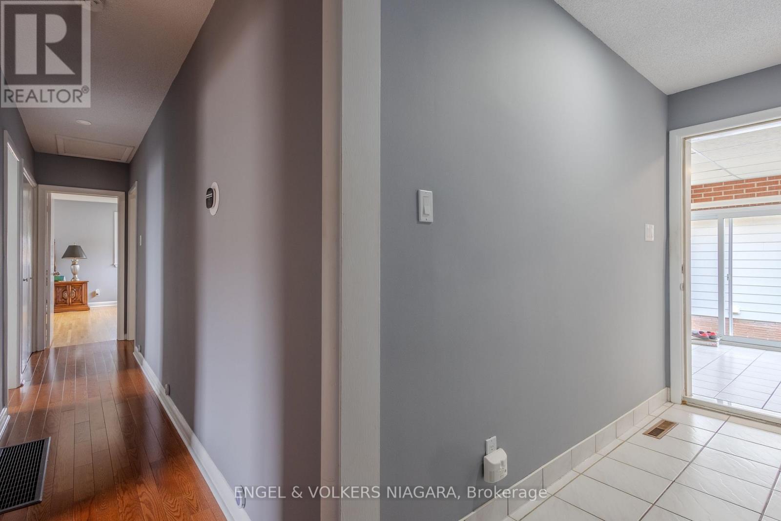 3560 Rapidsview Drive, Niagara Falls, Ontario  L2G 6C4 - Photo 26 - X13092218