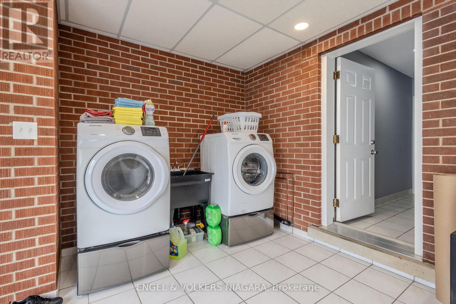 3560 Rapidsview Drive, Niagara Falls, Ontario  L2G 6C4 - Photo 30 - X13092218