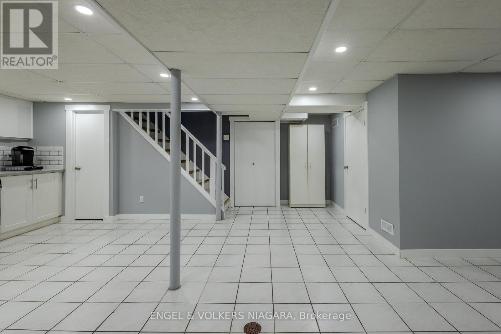 3560 Rapidsview Drive, Niagara Falls, Ontario  L2G 6C4 - Photo 34 - X13092218