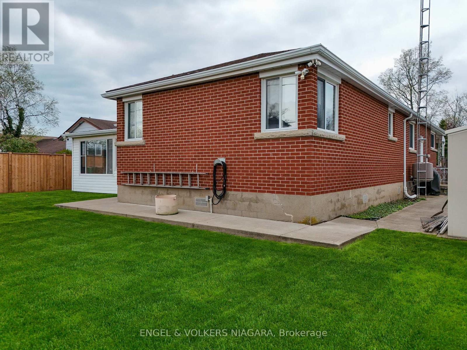 3560 Rapidsview Drive, Niagara Falls, Ontario  L2G 6C4 - Photo 38 - X13092218