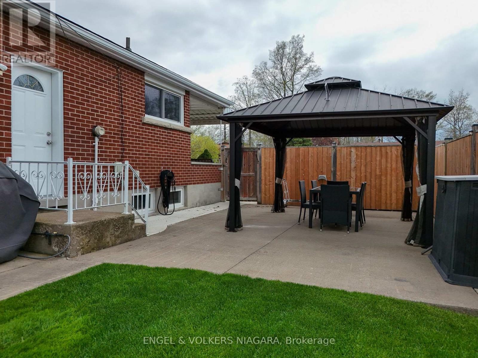3560 Rapidsview Drive, Niagara Falls, Ontario  L2G 6C4 - Photo 39 - X13092218