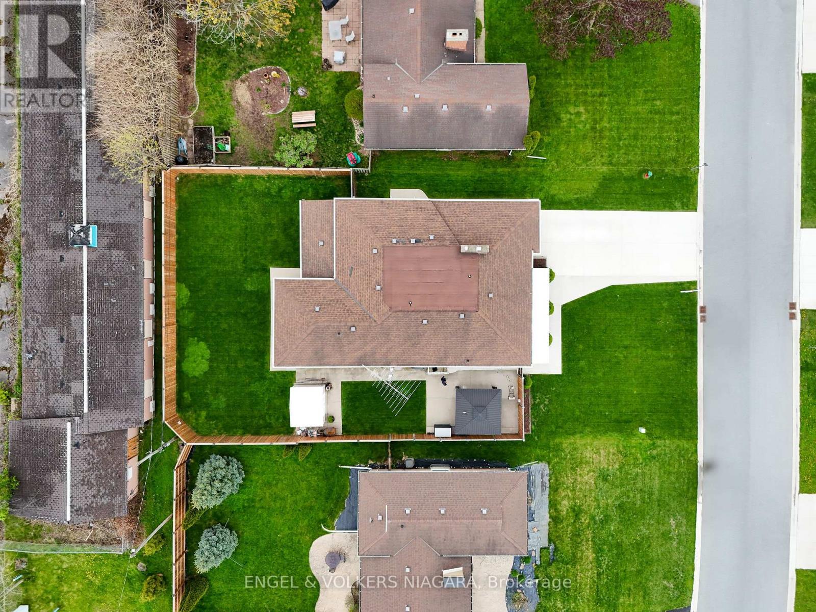 3560 Rapidsview Drive, Niagara Falls, Ontario  L2G 6C4 - Photo 4 - X13092218