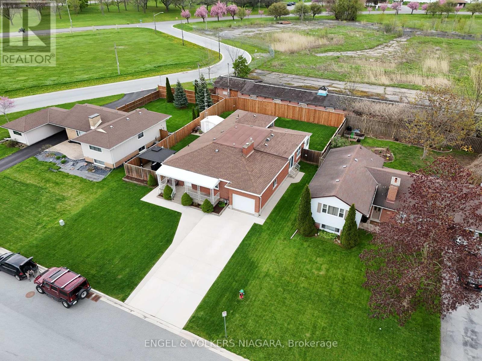 3560 Rapidsview Drive, Niagara Falls, Ontario  L2G 6C4 - Photo 5 - X13092218