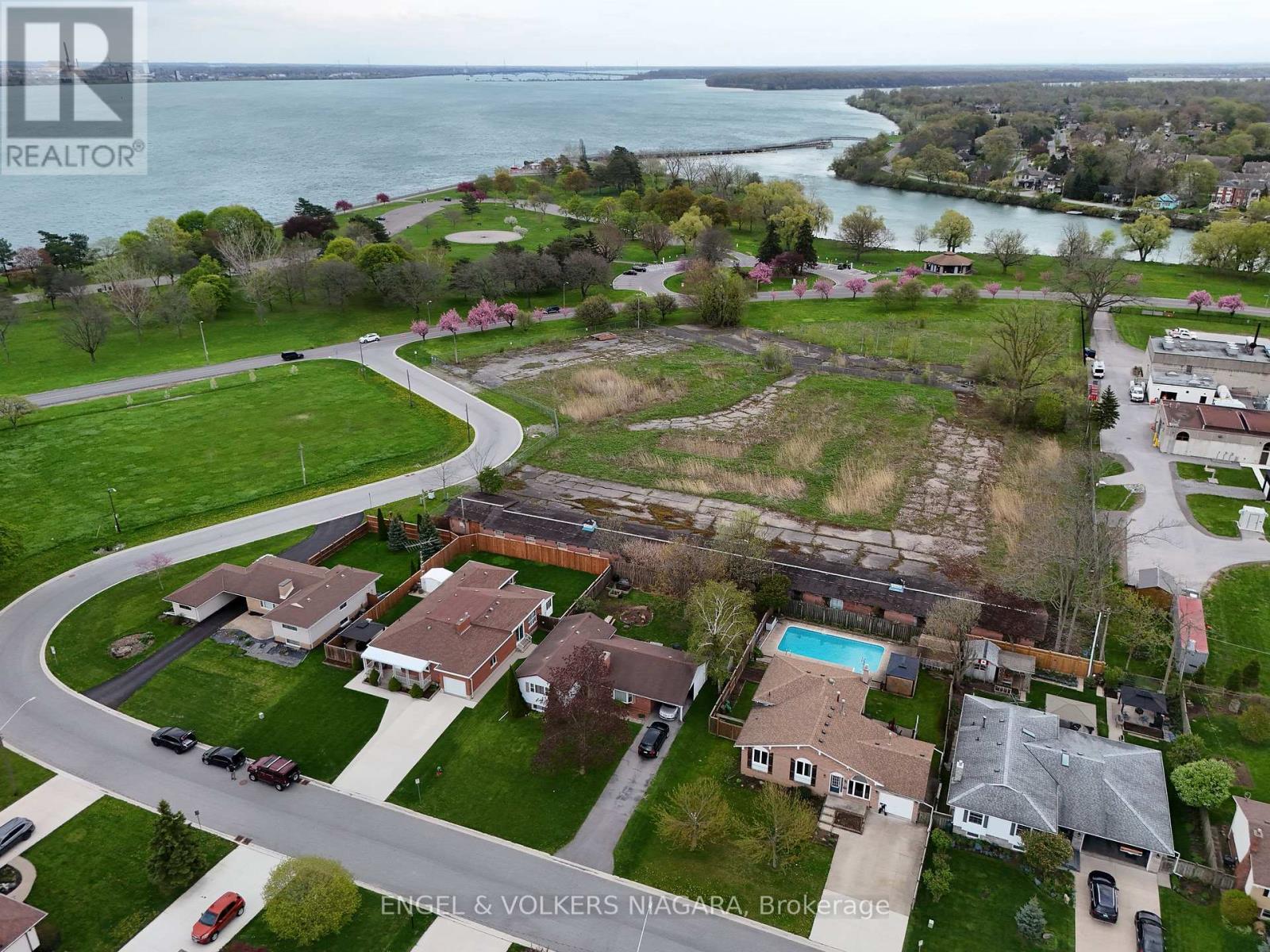 3560 Rapidsview Drive, Niagara Falls, Ontario  L2G 6C4 - Photo 9 - X13092218