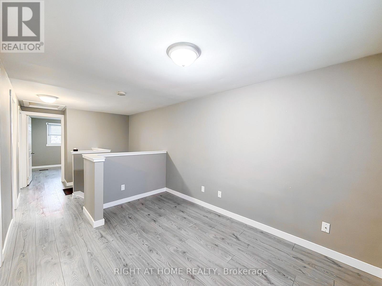 Upper - 225 Kinmount Crescent, Oshawa, Ontario  L1J 3T8 - Photo 10 - E12940054