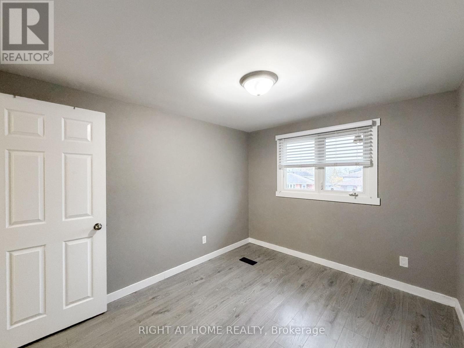 Upper - 225 Kinmount Crescent, Oshawa, Ontario  L1J 3T8 - Photo 14 - E12940054