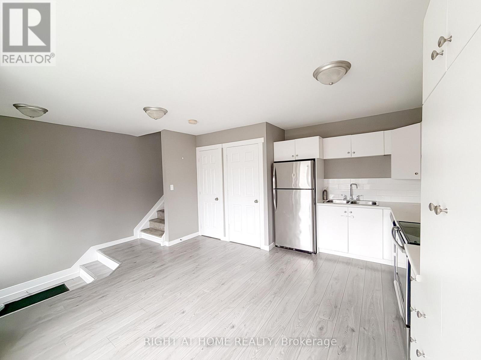 Upper - 225 Kinmount Crescent, Oshawa, Ontario  L1J 3T8 - Photo 6 - E12940054
