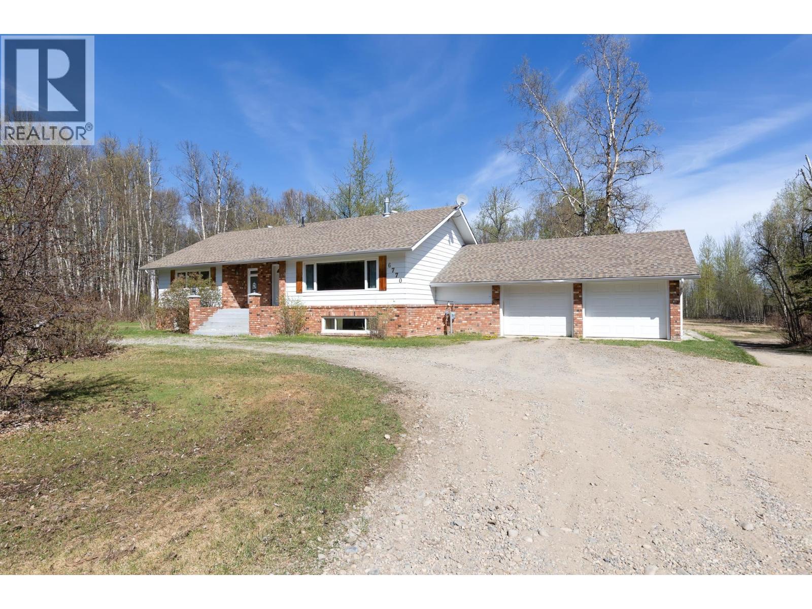 6770 Cranbrook Hill Road, Prince George, British Columbia  V2M 7C7 - Photo 1 - R3120386