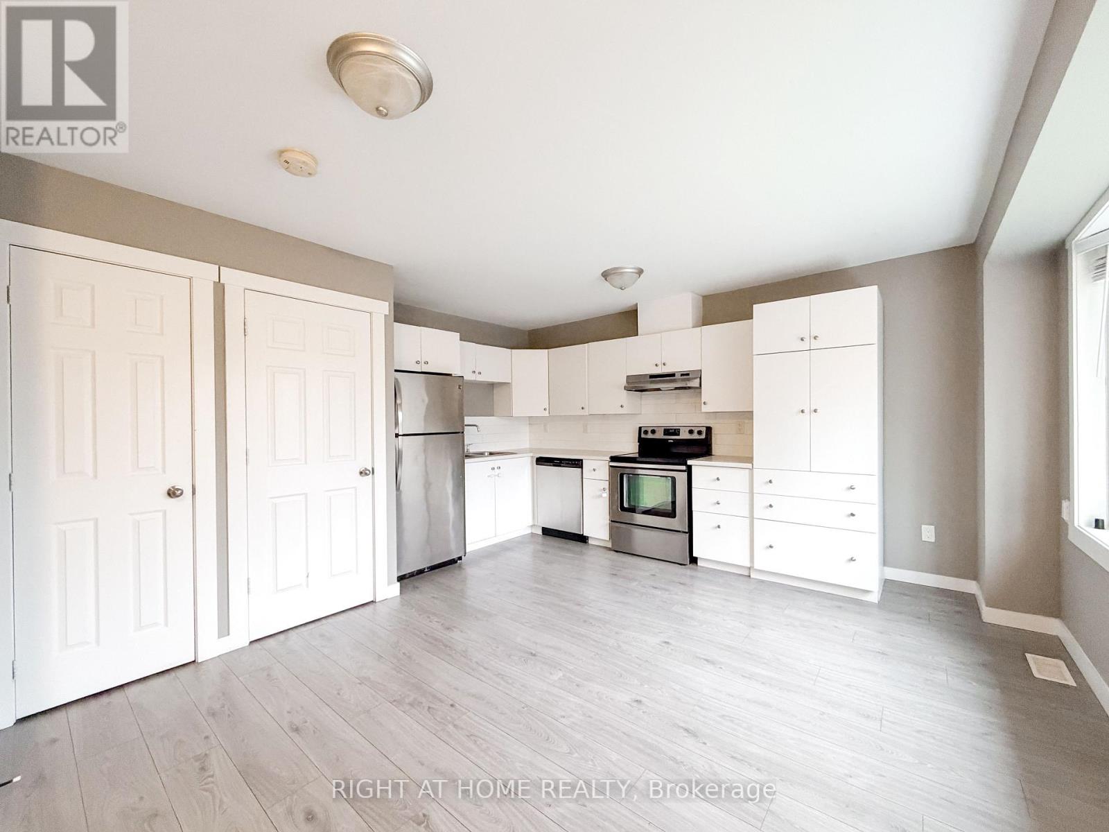 Upper - 225 Kinmount Crescent, Oshawa, Ontario  L1J 3T8 - Photo 4 - E12940054