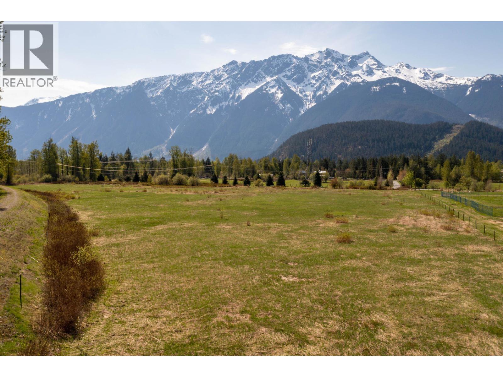 Lot 1 Fraser Road, Pemberton, British Columbia  V0N 2L0 - Photo 7 - R3120322