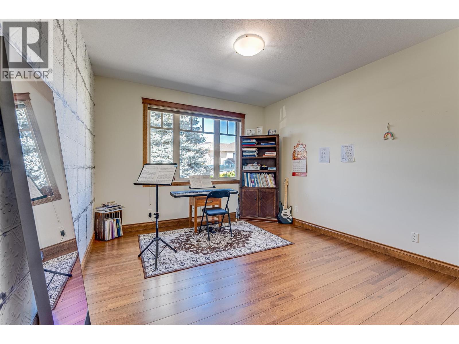 900 33 Avenue, Vernon, British Columbia  V1T 9V7 - Photo 46 - 10385819