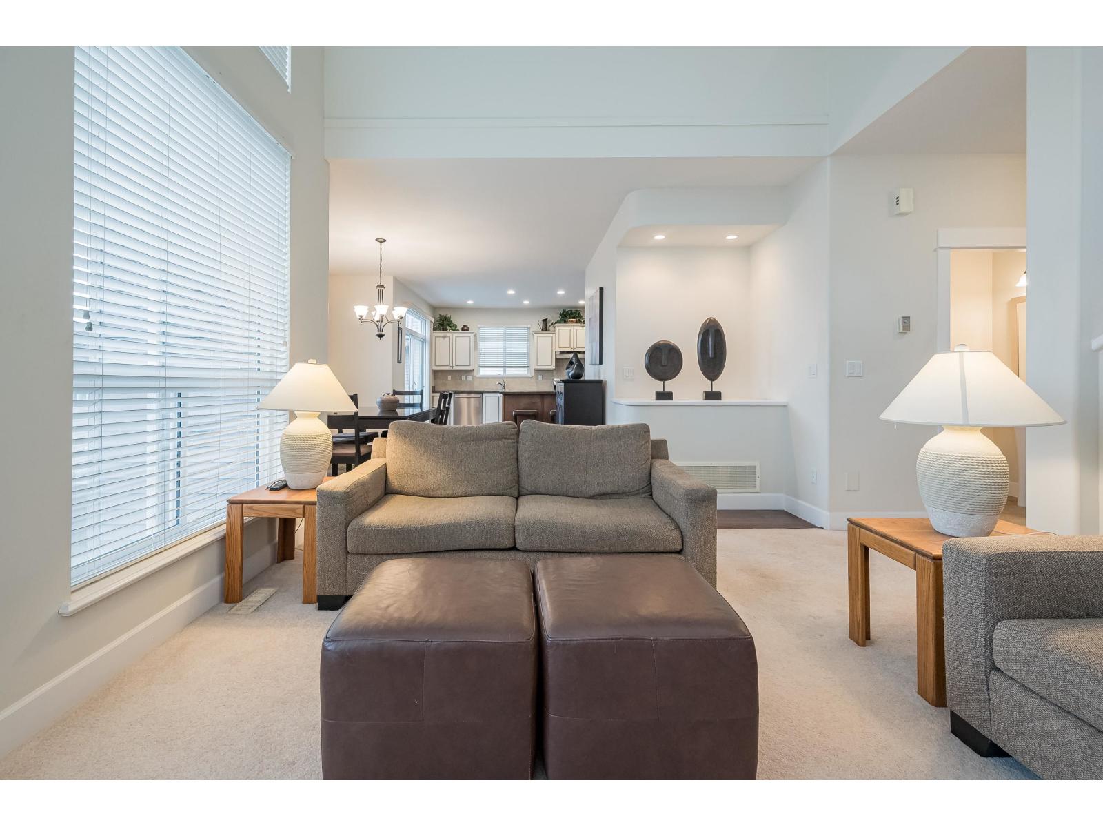 20484 67a Avenue, Langley, British Columbia  V2Y 3C9 - Photo 5 - R3109319