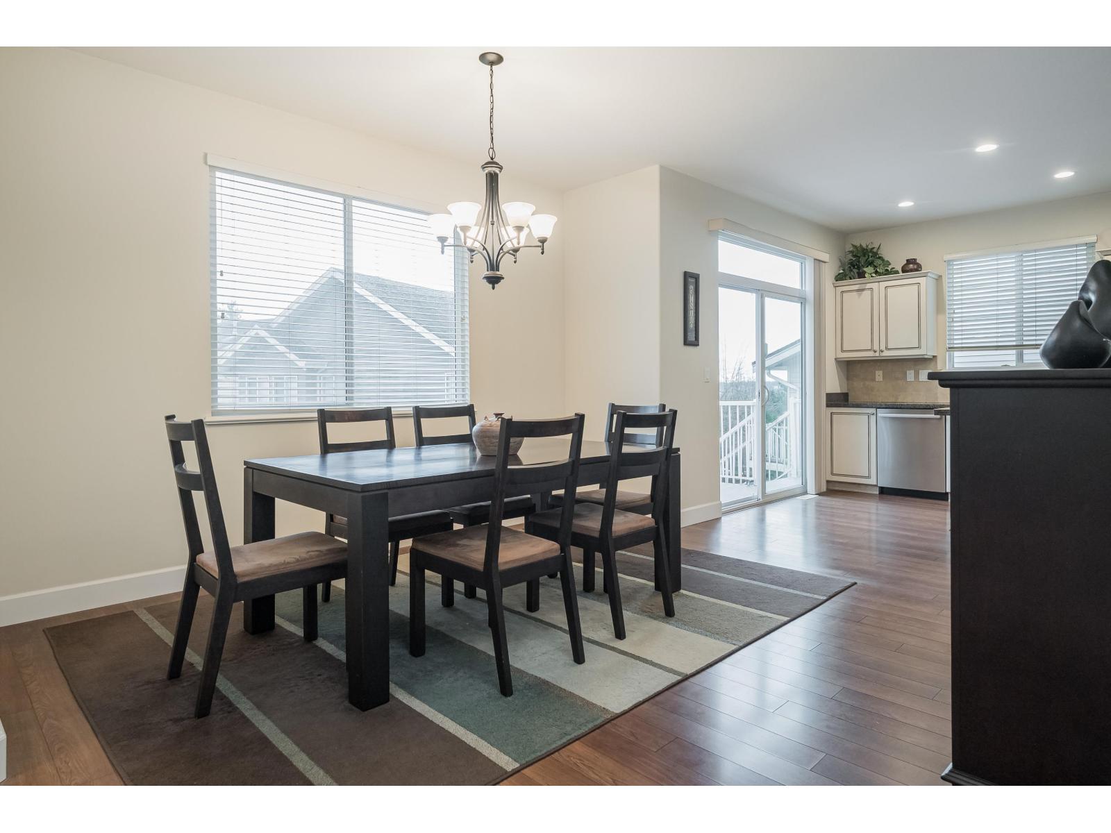 20484 67a Avenue, Langley, British Columbia  V2Y 3C9 - Photo 6 - R3109319