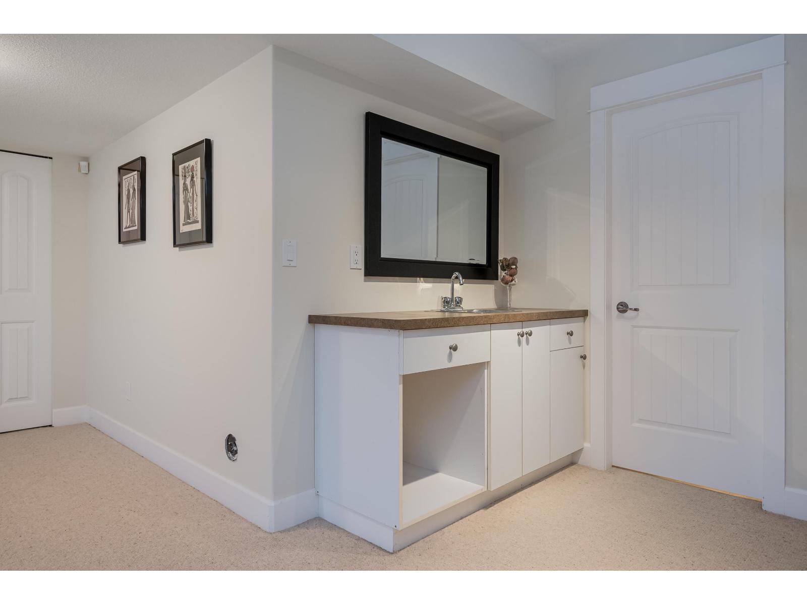 20484 67a Avenue, Langley, British Columbia  V2Y 3C9 - Photo 25 - R3109319