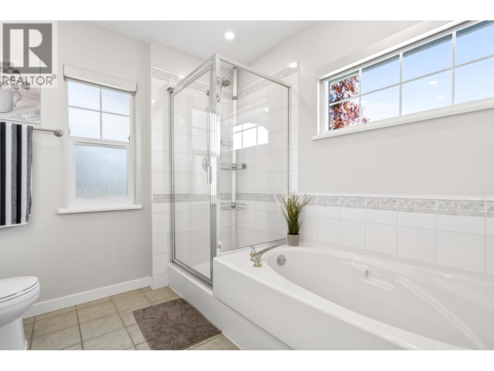 21 1751 Paddock Drive, Coquitlam, British Columbia  V3E 3M2 - Photo 25 - R3120318