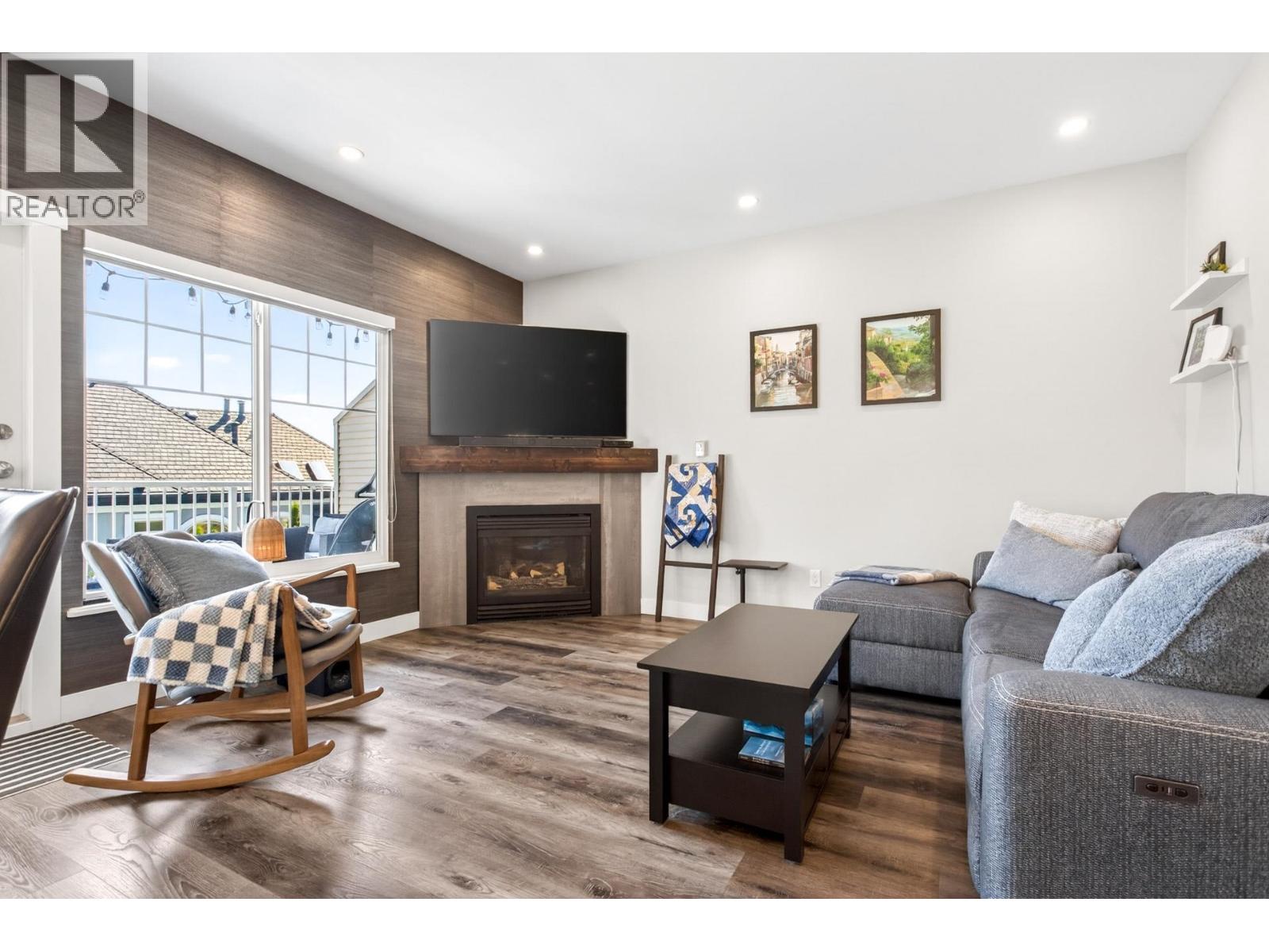 21 1751 Paddock Drive, Coquitlam, British Columbia  V3E 3M2 - Photo 4 - R3120318
