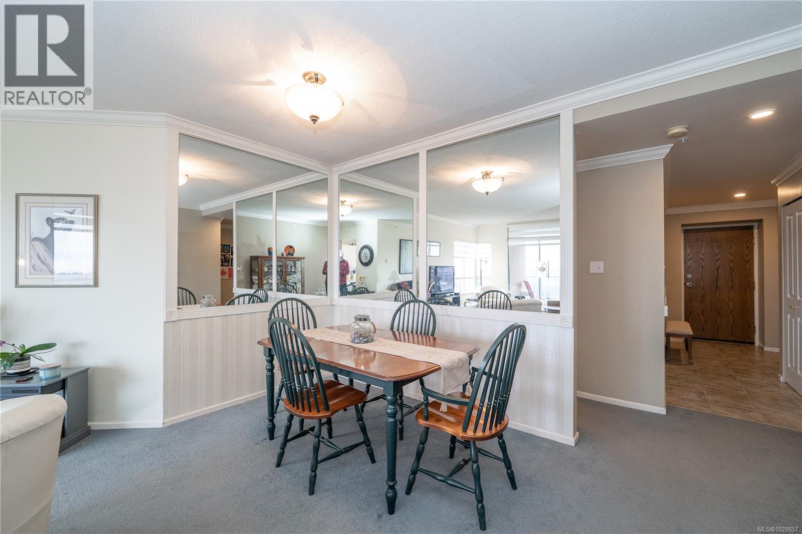 1401 1020 View St, Victoria, British Columbia  V8V 4Y4 - Photo 13 - 1029857