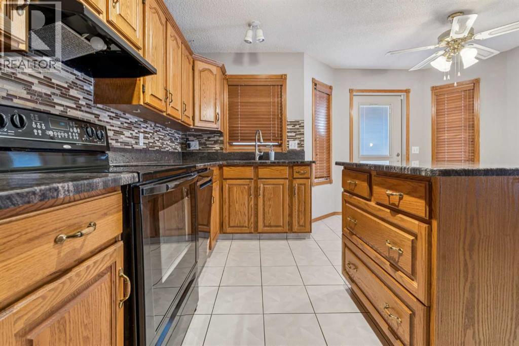 7117 California Boulevard Ne, Calgary, Alberta  T1Y 6V4 - Photo 10 - A2287644
