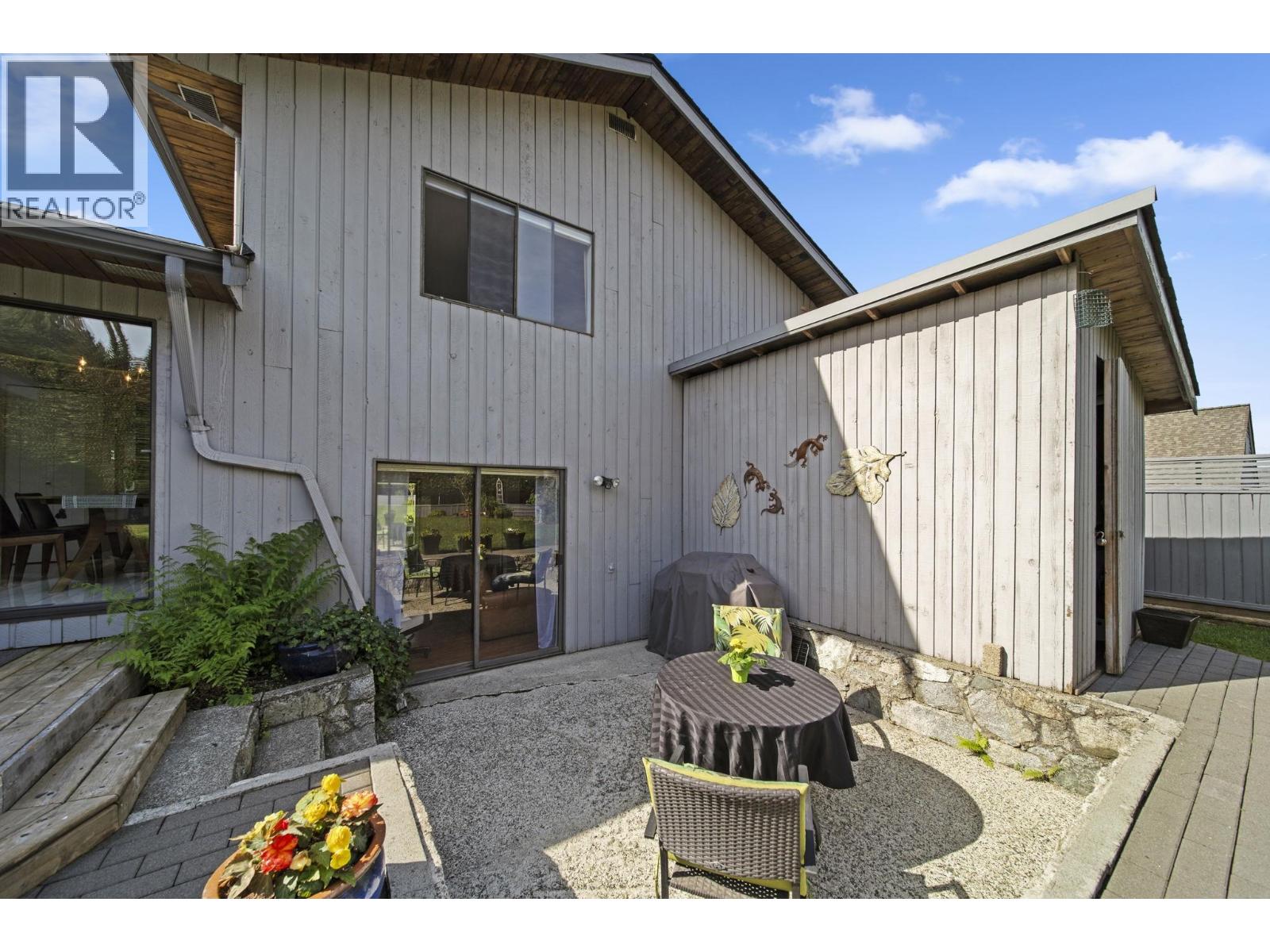 745 Dansey Avenue, Coquitlam, British Columbia  V3K 3G4 - Photo 37 - R3120334