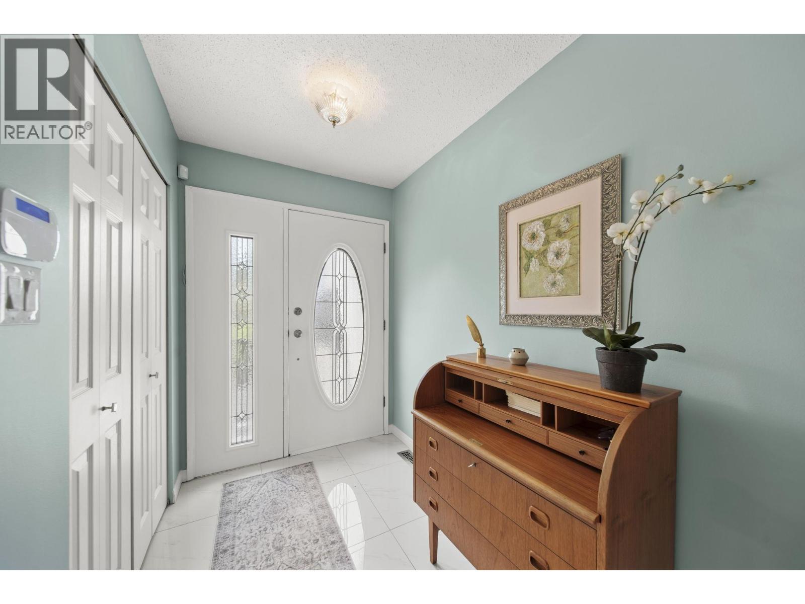 745 Dansey Avenue, Coquitlam, British Columbia  V3K 3G4 - Photo 4 - R3120334
