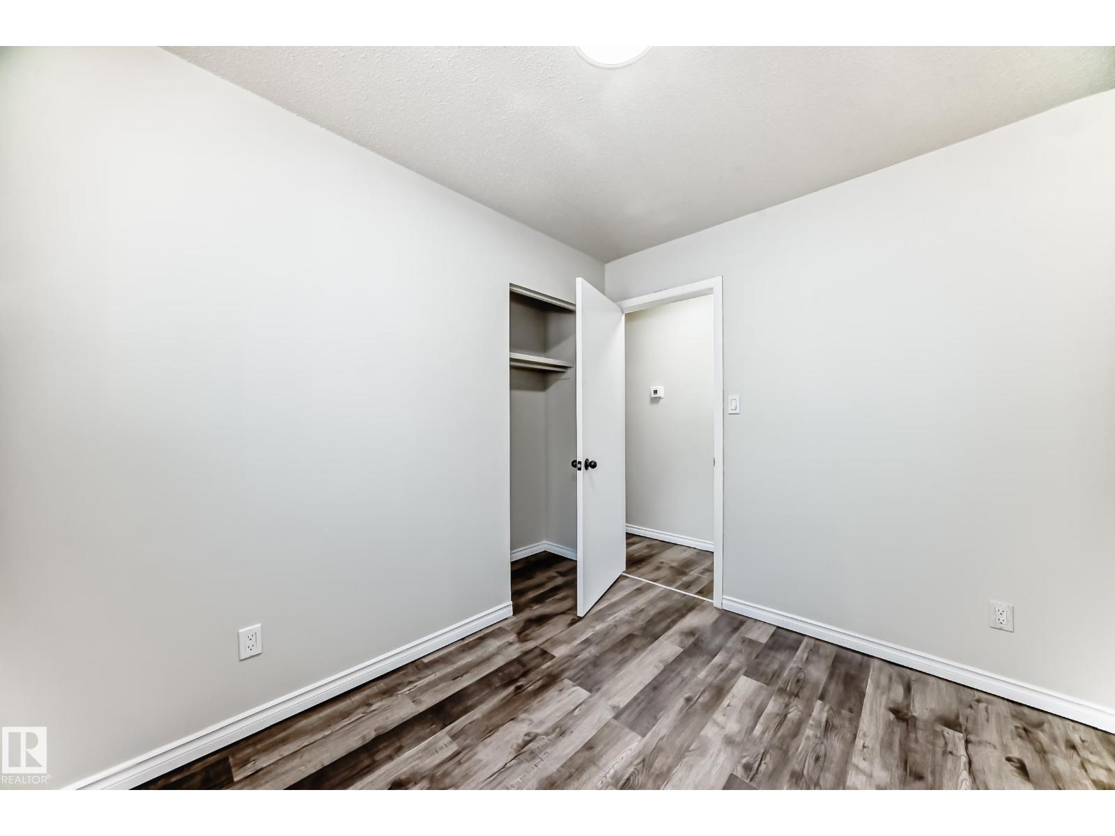 8615 42a Av Nw, Edmonton, Alberta  T6K 1E6 - Photo 23 - E4486033