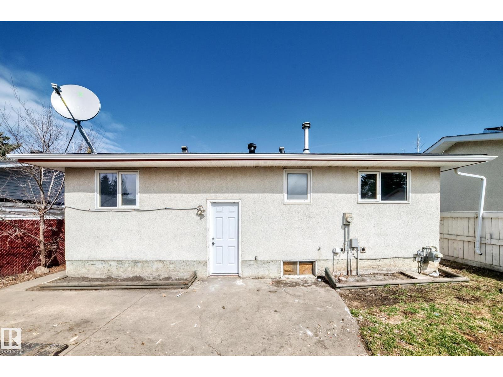 8615 42a Av Nw, Edmonton, Alberta  T6K 1E6 - Photo 46 - E4486033