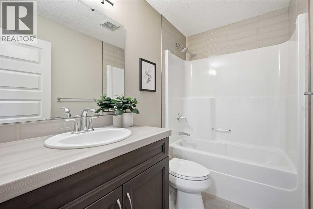 86 Panton View Nw, Calgary, Alberta  T3K 0X6 - Photo 30 - A2304408