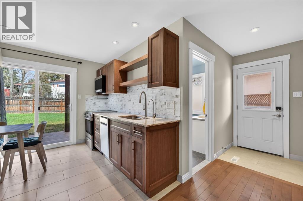 8 Slocan Road SW, Calgary, Alberta  T2W 0S8 - Photo 22 - A2308549
