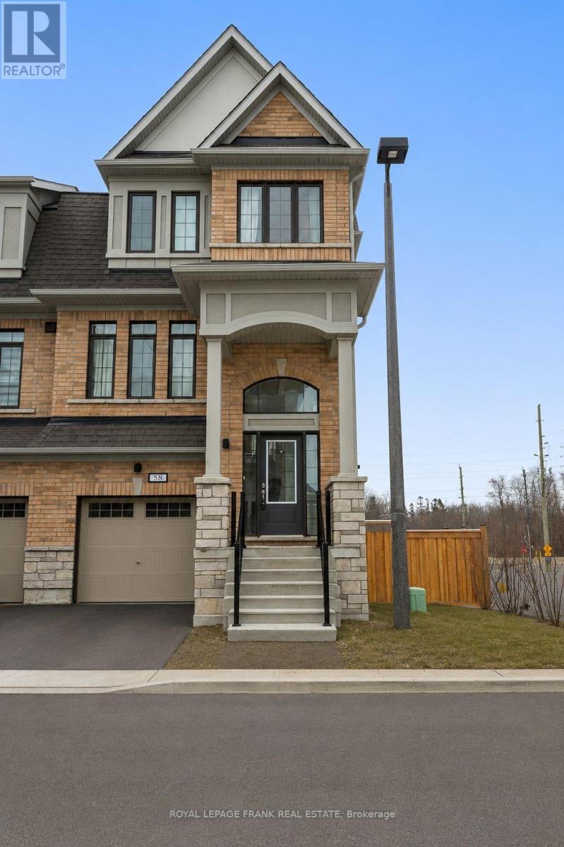 58 SELFRIDGE WAY, Whitby, Ontario