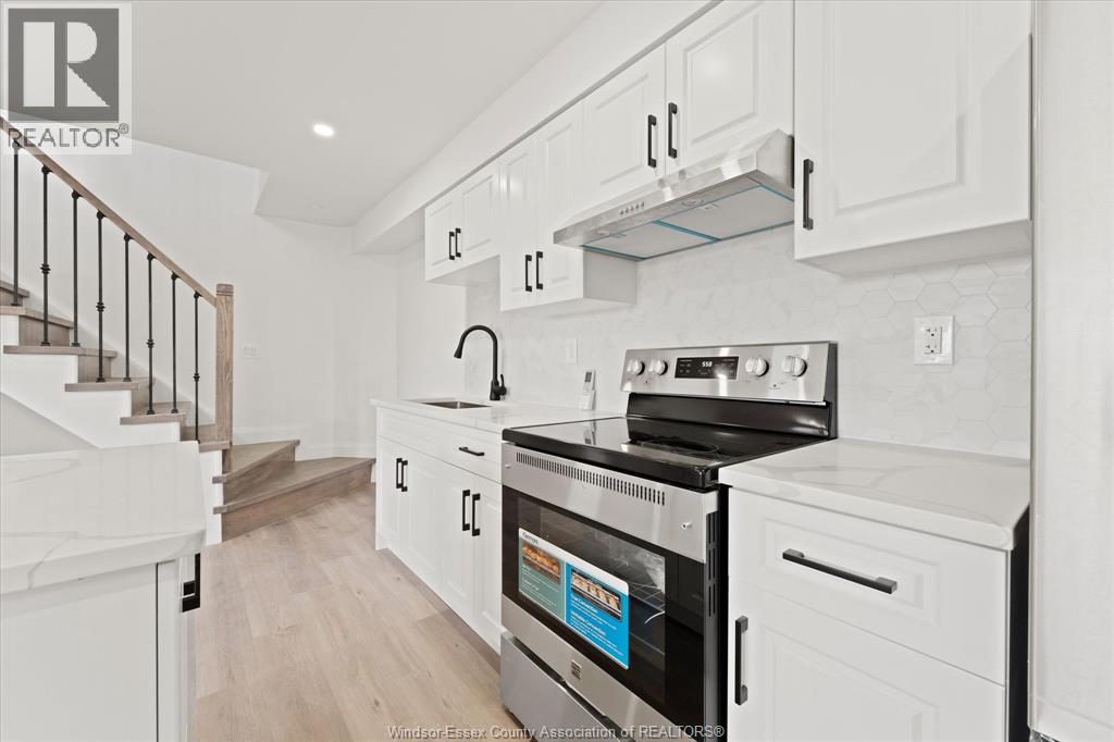 702 Pierre Unit# 1, Windsor, Ontario  N9A 2K5 - Photo 9 - 26010308