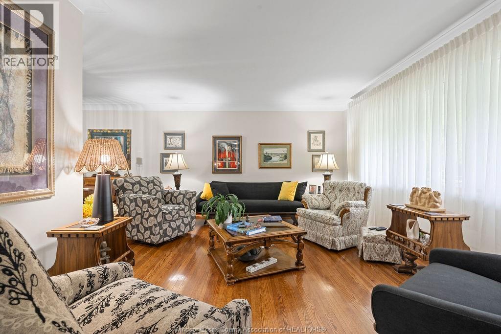 4018 Casgrain, Windsor, Ontario  N9G 2A5 - Photo 7 - 26010253