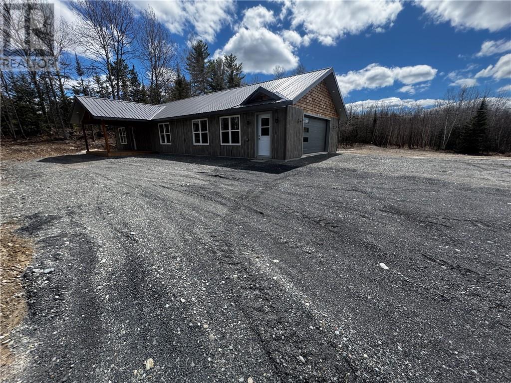 8707 Highway 535 N, Markstay, Ontario