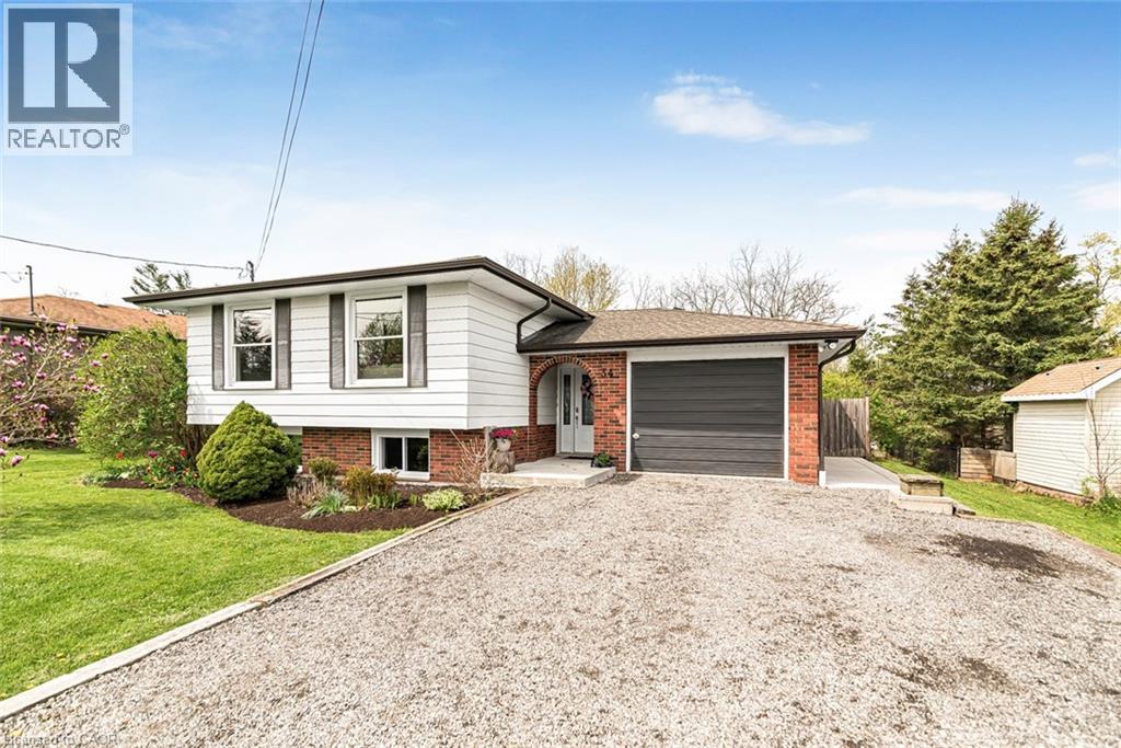 34 Oswego Park Road, Dunnville, Ontario  N1A 2W2 - Photo 1 - 40826669
