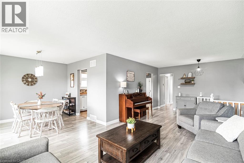 34 Oswego Park Road, Dunnville, Ontario  N1A 2W2 - Photo 7 - 40826669
