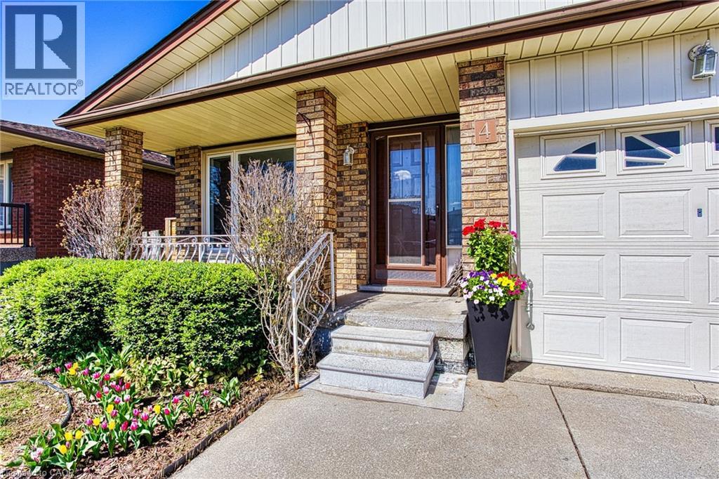 4 Colgate Court, Hamilton, Ontario  L9C 6Z6 - Photo 3 - 40824685
