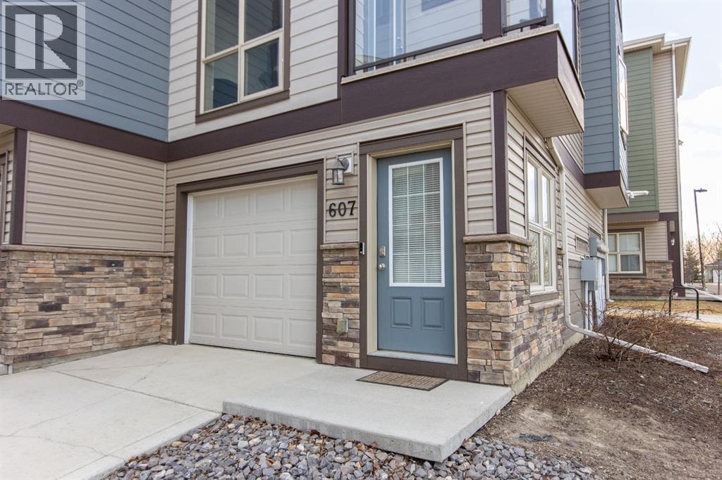 607, 125 Caribou Crescent, Red Deer, Alberta  T4P 0V6 - Photo 2 - A2307083