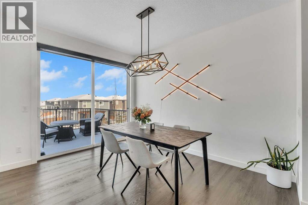 325 Crestmont Drive SW, Calgary, Alberta  T3B 6G9 - Photo 17 - A2294613