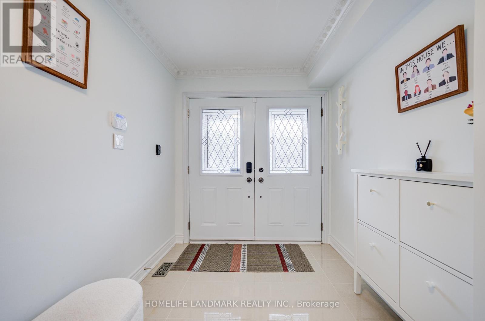 53 Chipwood Crescent, Toronto, Ontario  M2J 3X6 - Photo 2 - C13092248