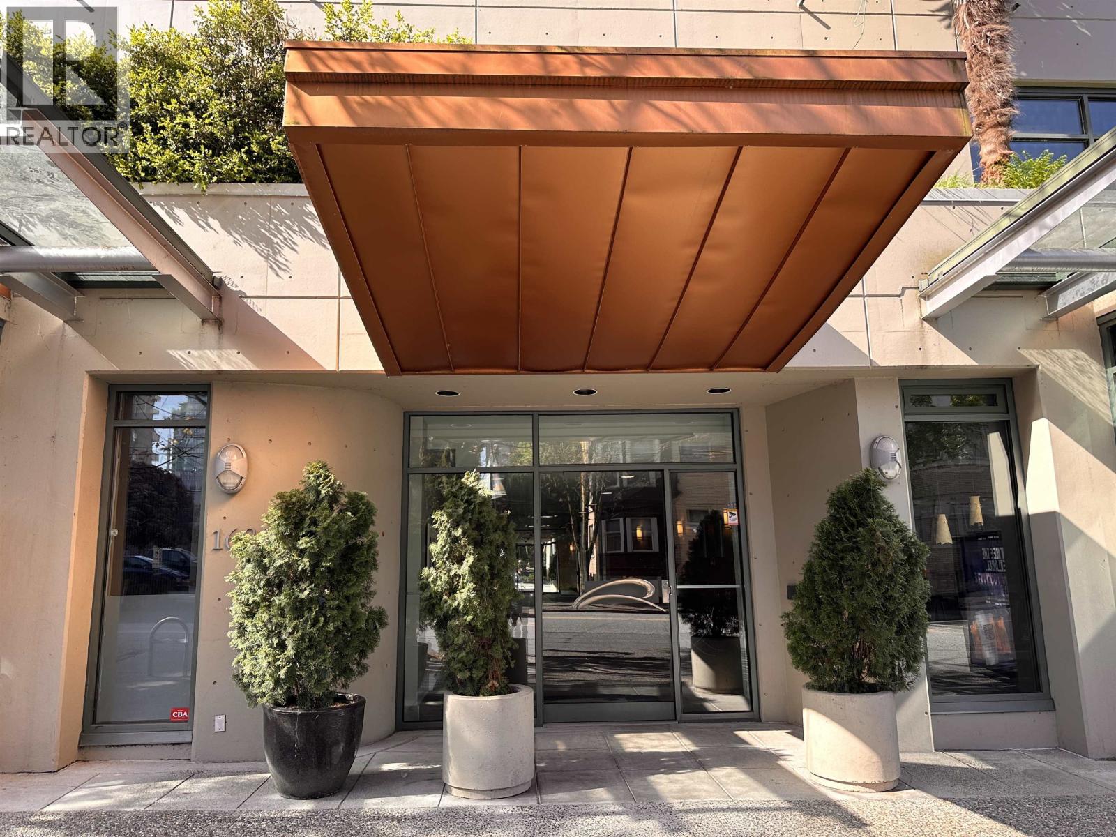 214 1688 Robson Street, Vancouver, British Columbia  V6G 1C7 - Photo 1 - R3119937