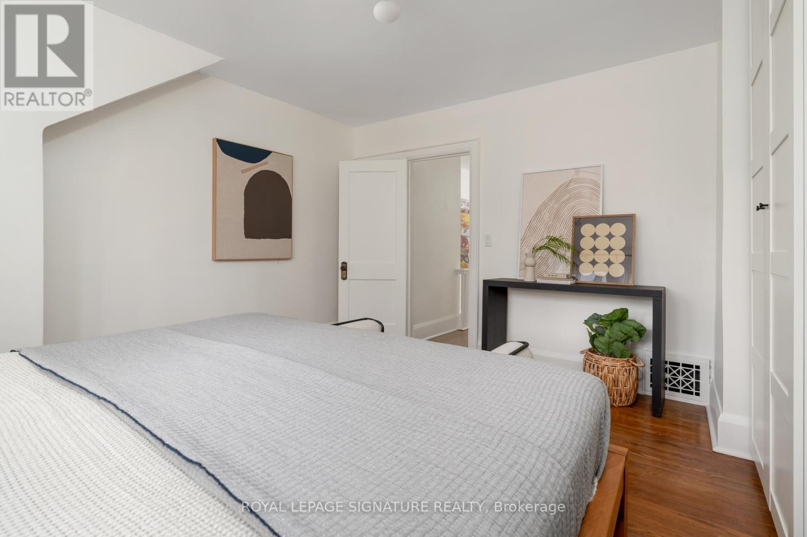 41 Firstrbooke Road, Toronto, Ontario  M4E 2L2 - Photo 21 - E13092186