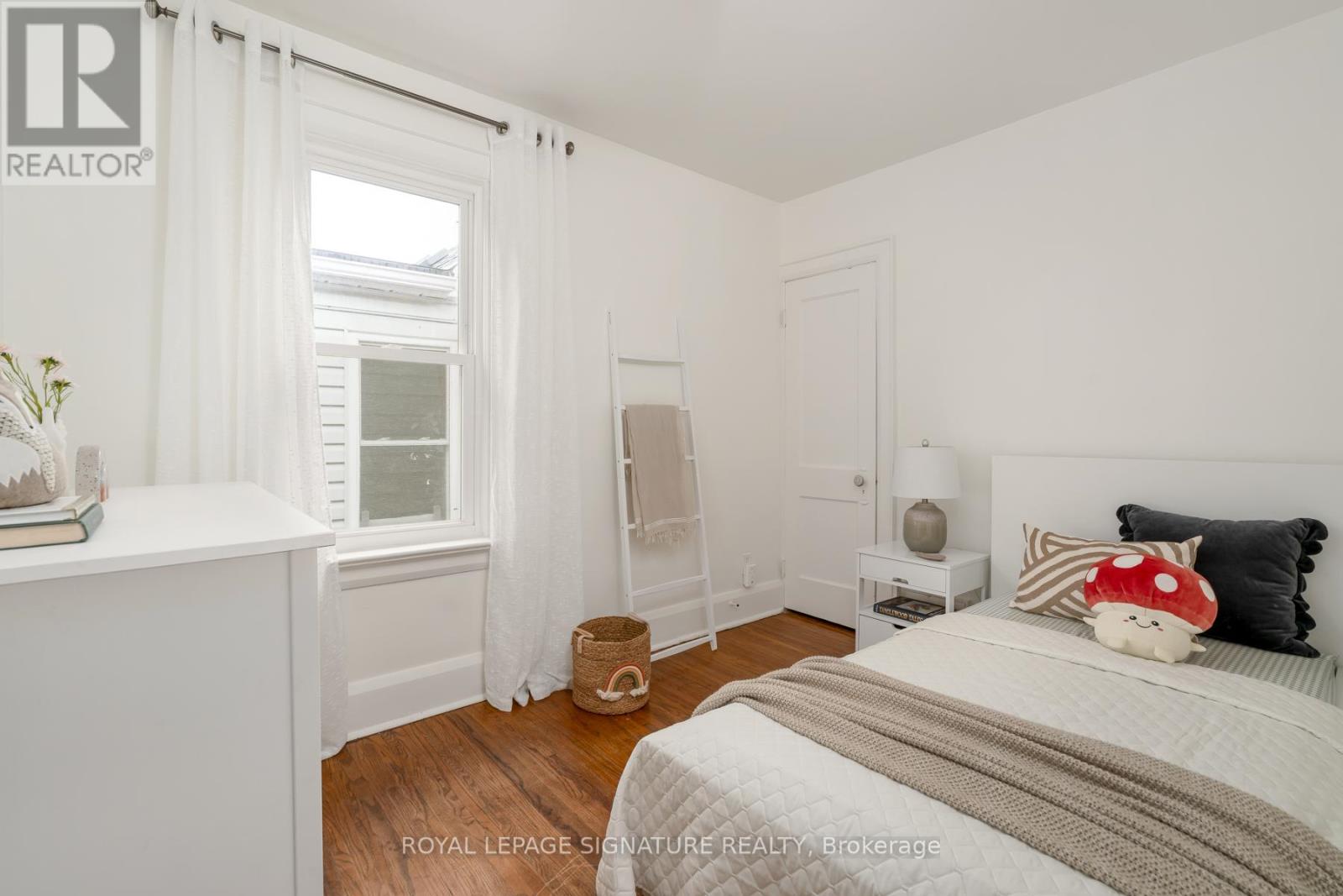 41 Firstrbooke Road, Toronto, Ontario  M4E 2L2 - Photo 22 - E13092186
