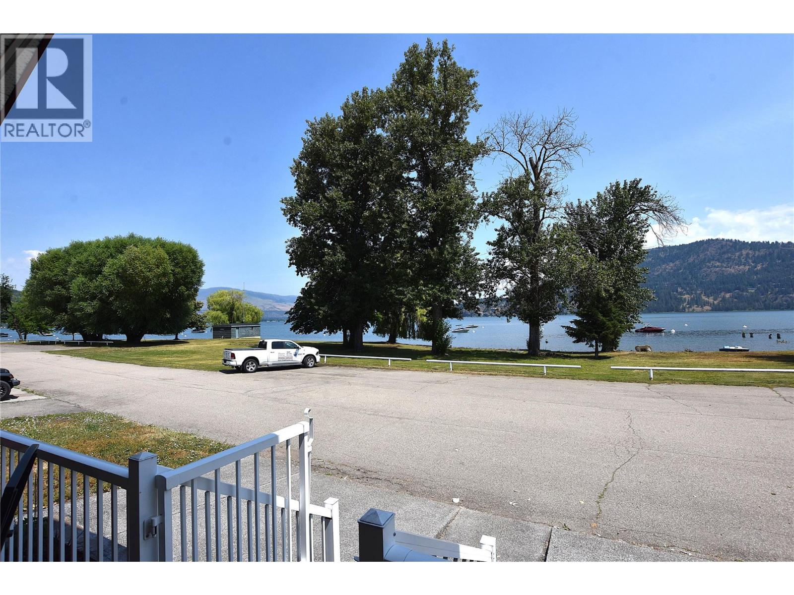 39 Lakeshore Drive, Vernon, British Columbia  V1H 2A1 - Photo 34 - 10386341