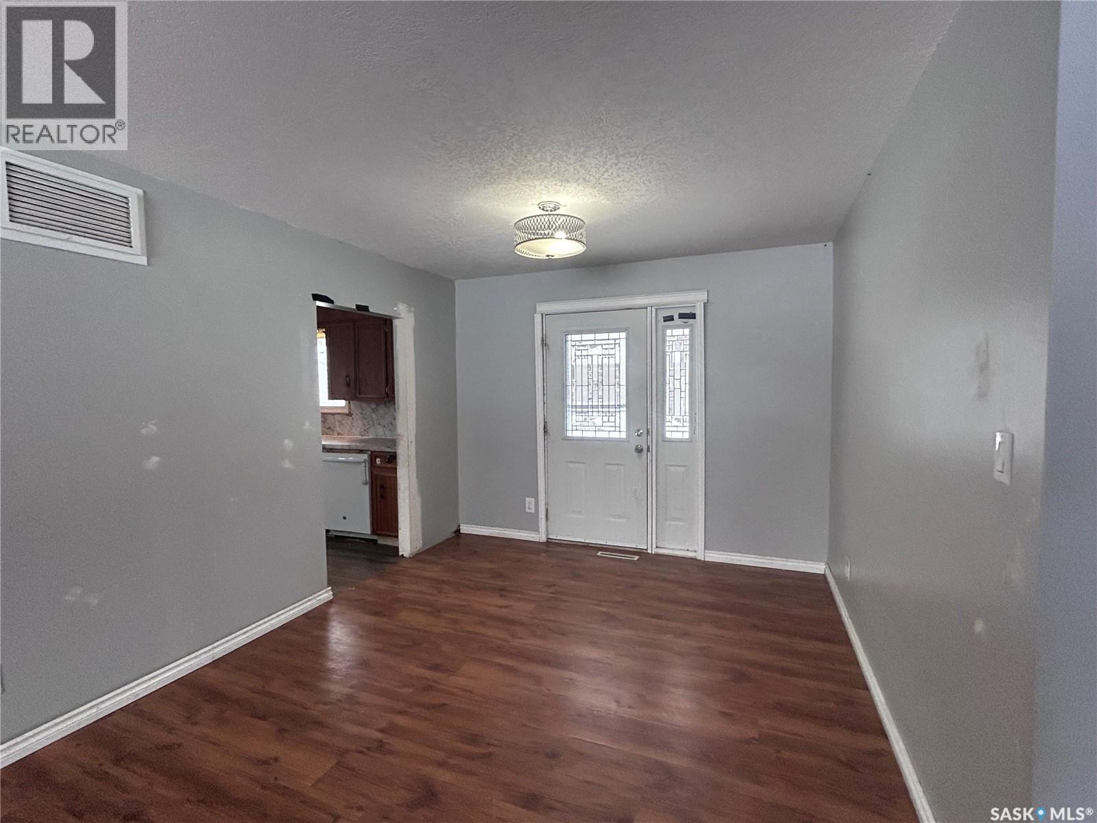 1523 Thorn Crescent, Estevan, Saskatchewan  S4A 1V7 - Photo 9 - SK027953