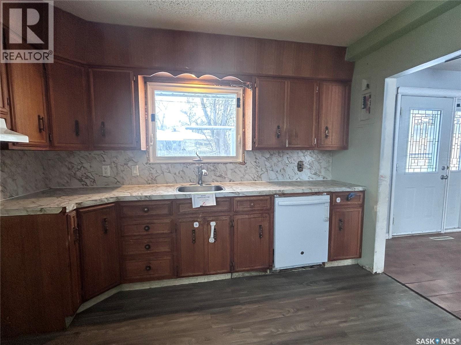 1523 Thorn Crescent, Estevan, Saskatchewan  S4A 1V7 - Photo 14 - SK027953