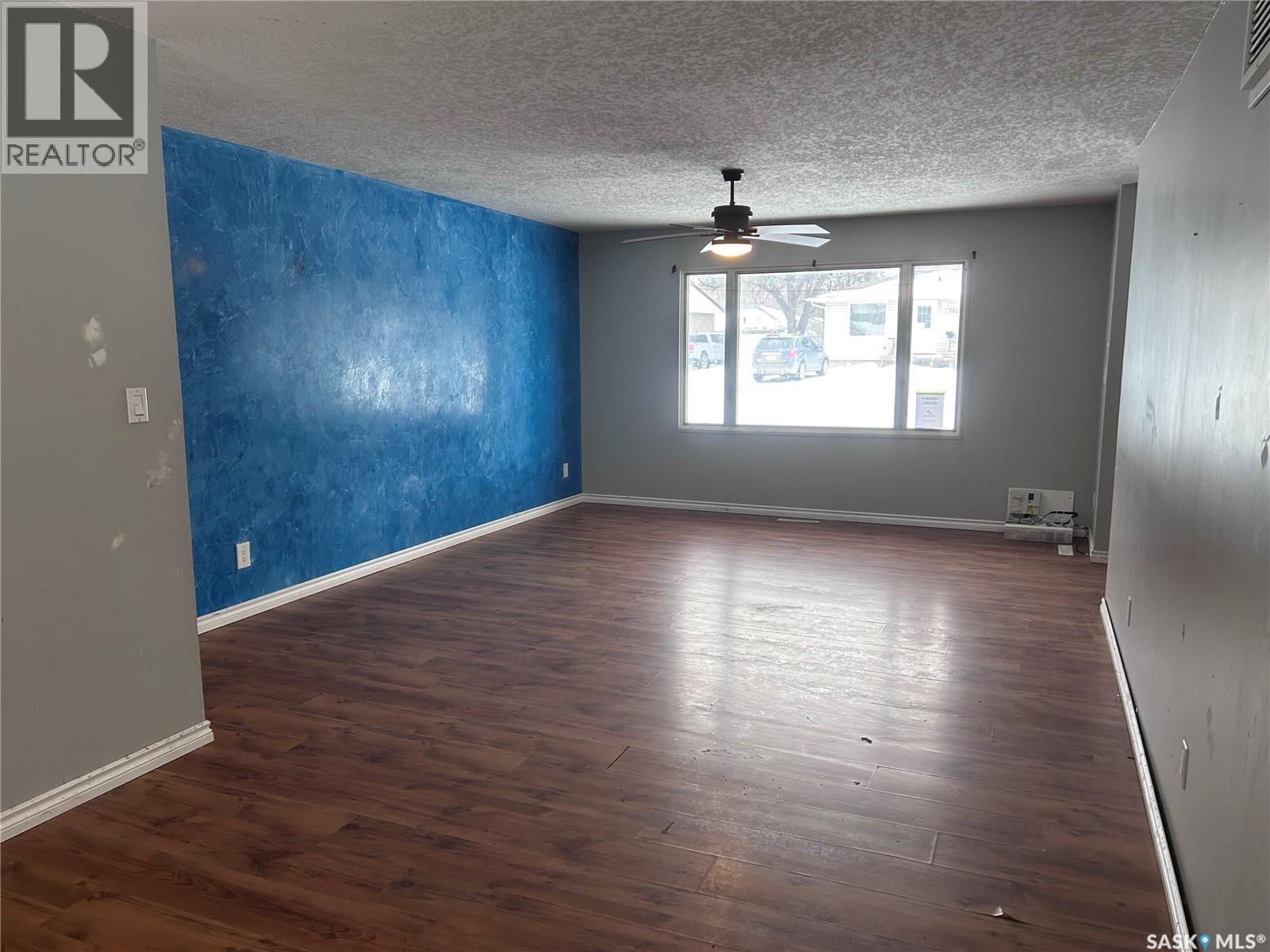 1523 Thorn Crescent, Estevan, Saskatchewan  S4A 1V7 - Photo 6 - SK027953