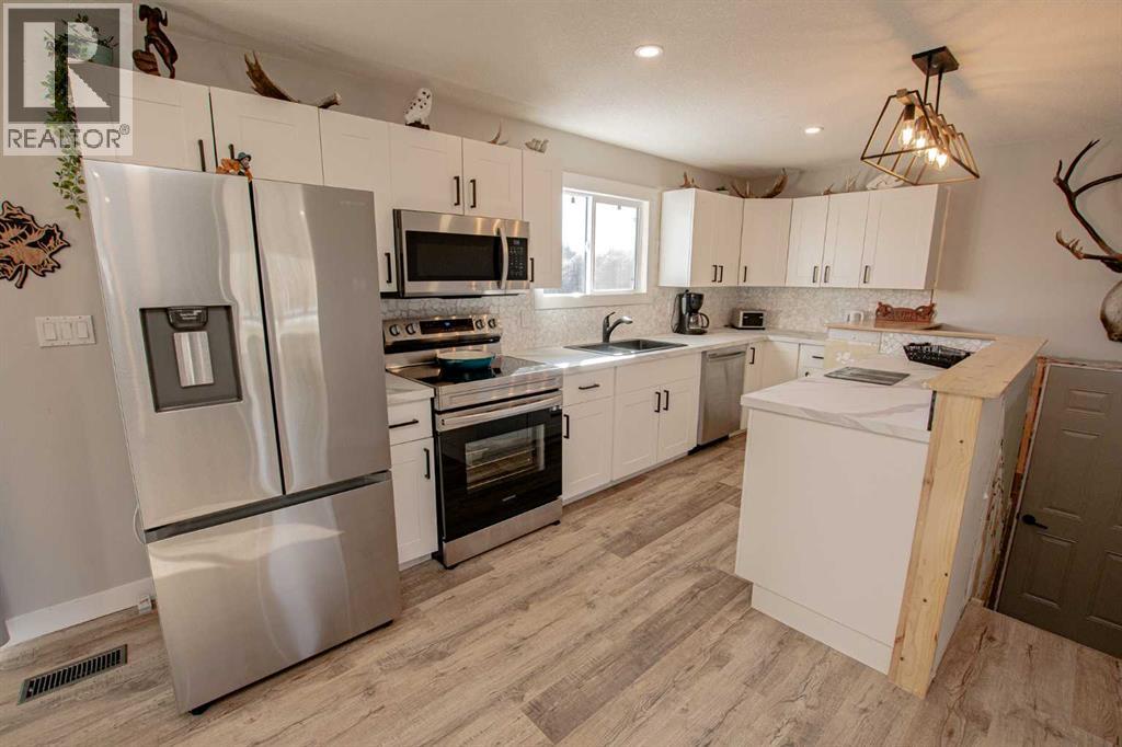 # 106 70444 Range Road 245, Rural Greenview No. 16, Alberta  T0H 3N0 - Photo 9 - A2305929