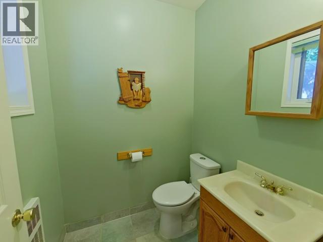 10754 Mariners Way, Powell River, British Columbia  V8A 0G5 - Photo 12 - 19829