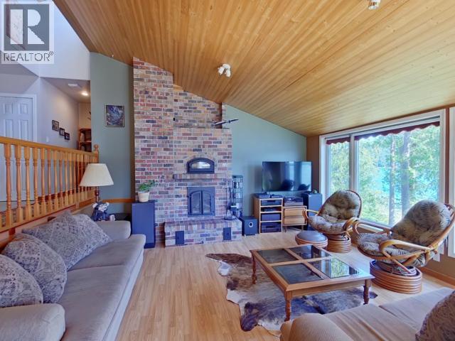 10754 Mariners Way, Powell River, British Columbia  V8A 0G5 - Photo 15 - 19829